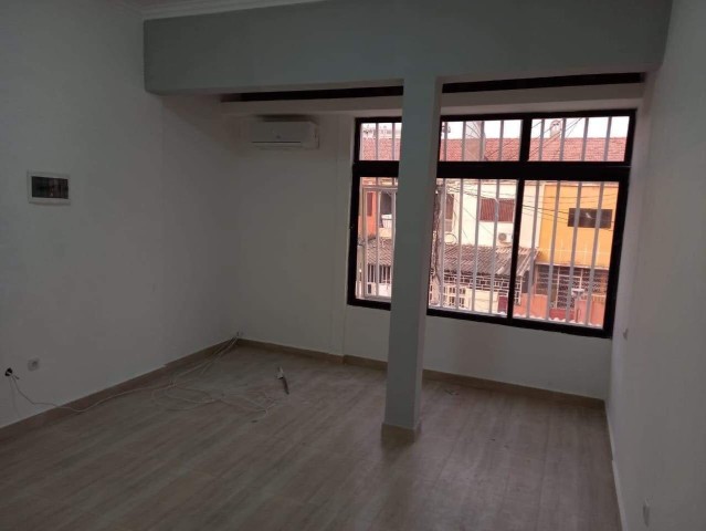 Venda VENDE-SE VIVENDA T3 - BAIRRO AVALODIA