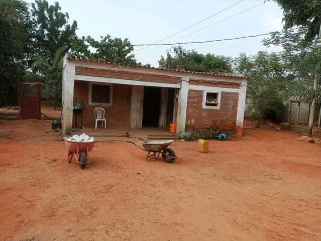 Venda Vende se está fazenda no Kikuchi Luanda