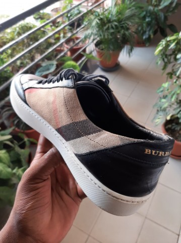 Venda Ténis Burberry