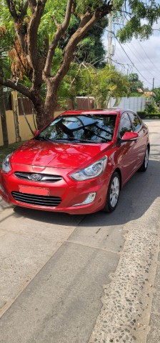 Venda Hyundai Accent limpo 1.6