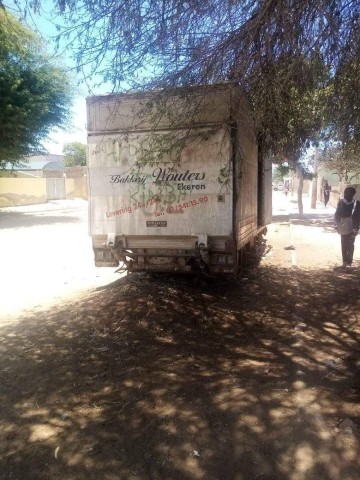Venda Mitsubishi canter primeiro modelo com caixa