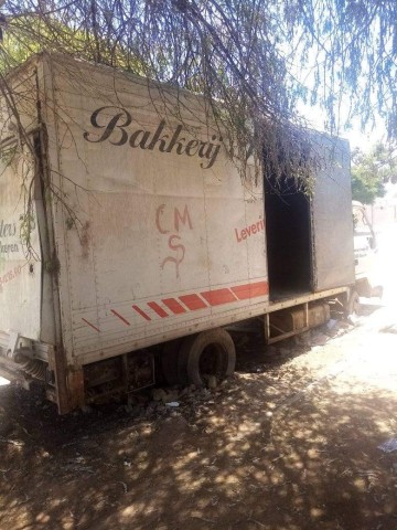 Venda Mitsubishi canter primeiro modelo com caixa