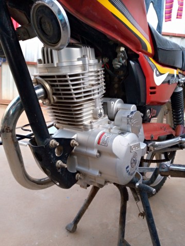 Venda Vende-se moto de marca ling ken