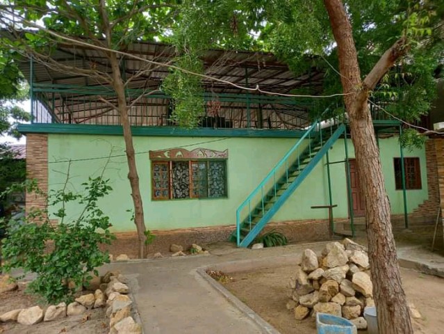 Venda Vende-se T5 grande 25/40