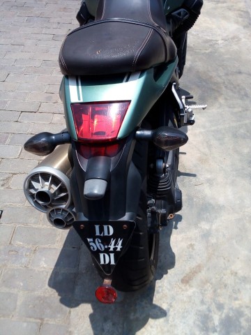 Venda Moto Guzzi griso V8 de 2011