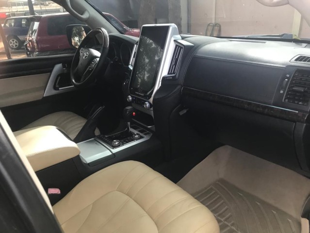 Venda LAND CRUISER VX, FULL. ACTU. 2021