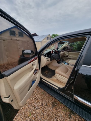 Venda LEXUS 570 LIMPO