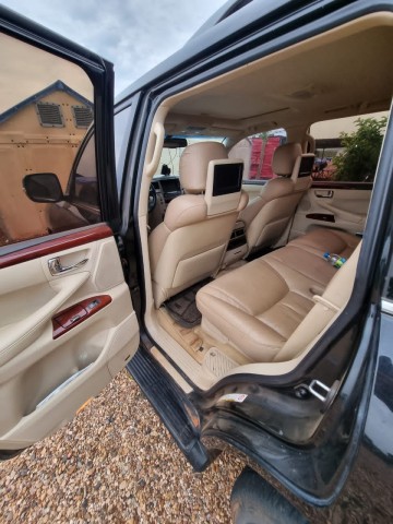 Venda LEXUS 570 LIMPO
