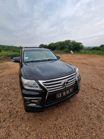 Venda LEXUS 570 LIMPO