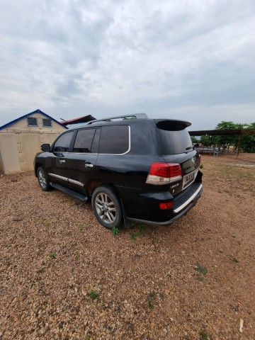 Venda LEXUS 570 LIMPO