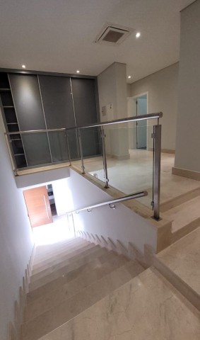 Venda Luxuosa Vivenda V4 Duplex, nova em Talatona, condomínio Malunga