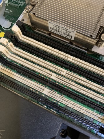 Venda Servidor HP ProLiant DL160 Gen 9 usado em estado impecável