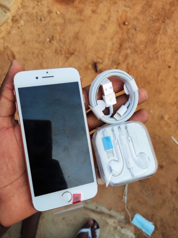 Venda IPhone 8 Gold