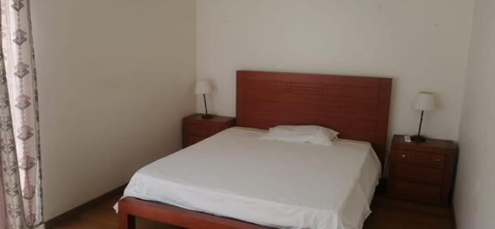 Venda Vivenda V5 Duplex na Praia do Bispo, condomínio SODIMO*