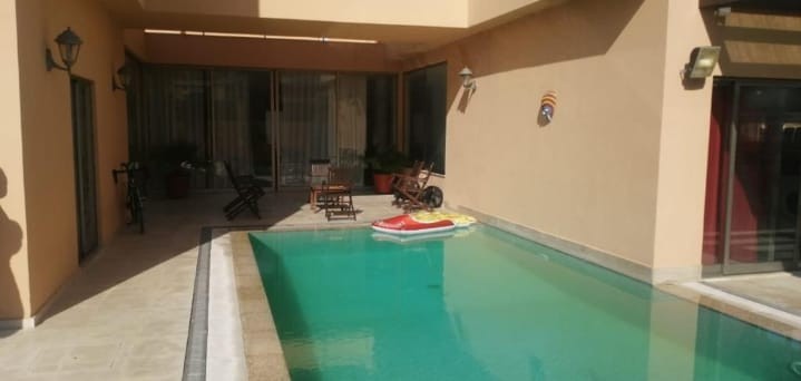 Venda Vivenda V5 Duplex na Praia do Bispo, condomínio SODIMO*