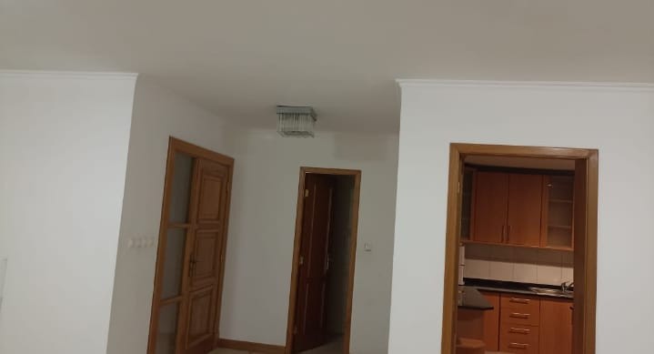 Venda Vivenda V3 Duplex em Talatona, condomínio Luar*