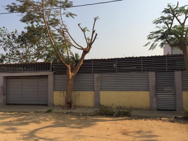Venda Casa a venda no Zango 1. Rua da Maxi
