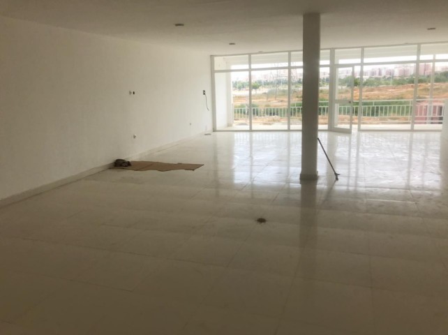 Venda ARRENDA ESTABELECIMENTO COMERCIAL 1ª ENTRADA KILAMBA
