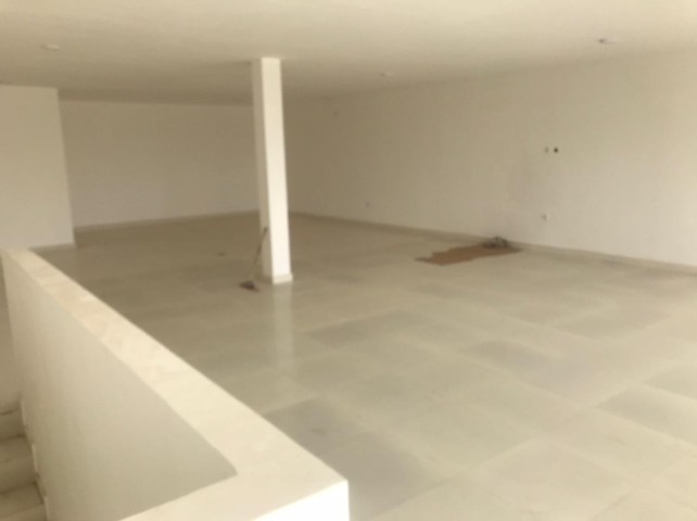 Venda ARRENDA ESTABELECIMENTO COMERCIAL 1ª ENTRADA KILAMBA