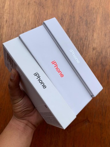 Venda IPhone 11 128GB Red