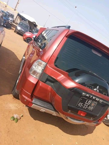Venda Mitsubishi pajero impecavèl