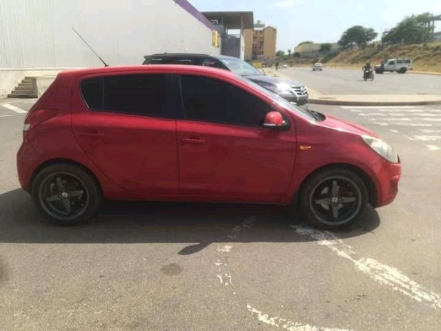 Venda Hyundai I20 em perfeitas condições