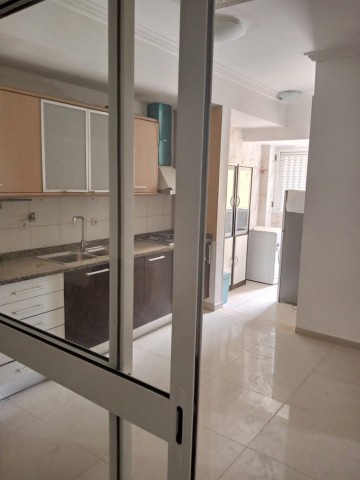 Venda Apartamento T3 a venda no condomínio ginga Cristina
