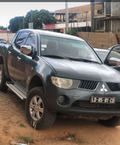 Venda Mitsubishi L200