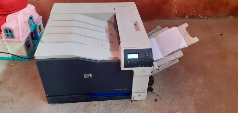 Venda Impressora HP Laserjet CP 5525