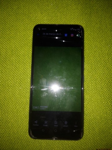 Venda TECNO Camon 17
