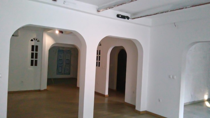 Venda ARRENDA-SE ESCRITÓRIO 280m2 INGOMBOTA