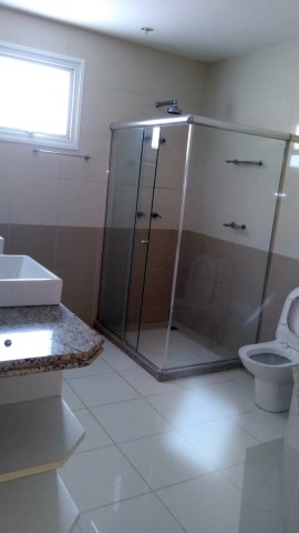 Venda VENDE-SE MORADIA T4+1 - CONDOMÍNIO RIVIERA -TALATONA