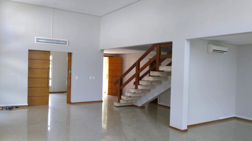 Venda VENDE-SE MORADIA T4+1 - CONDOMÍNIO RIVIERA -TALATONA
