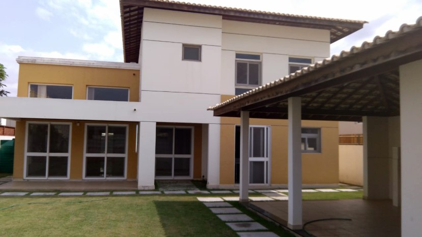Venda VENDE-SE MORADIA T4+1 - CONDOMÍNIO RIVIERA -TALATONA