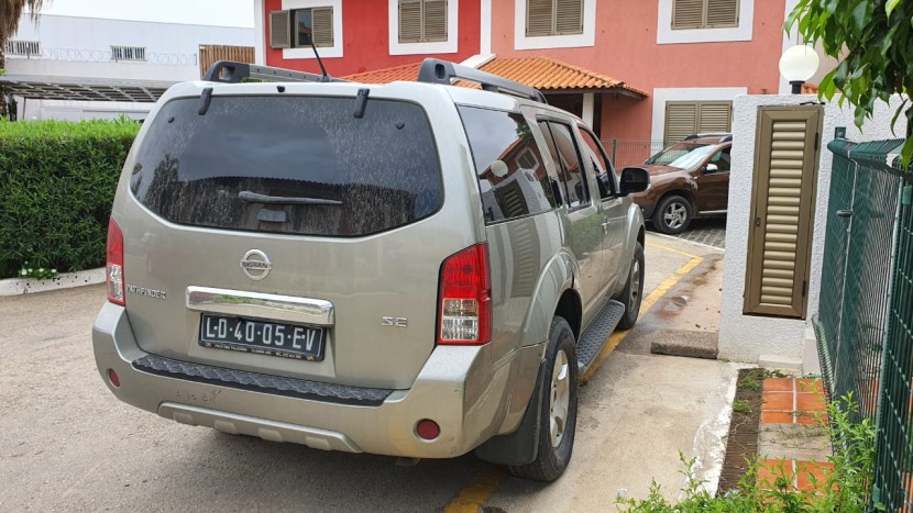Venda Nissan Pathfinder impecavèl