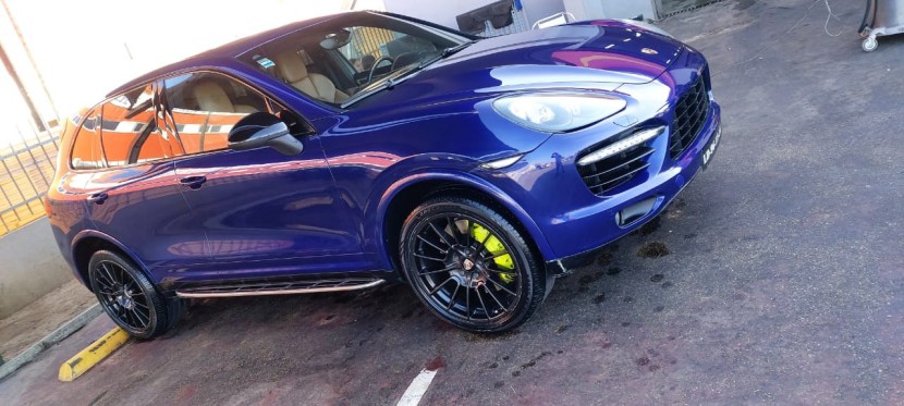 Venda Porsche Cayenne Turbo