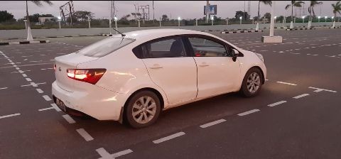 Venda Kia Rio White