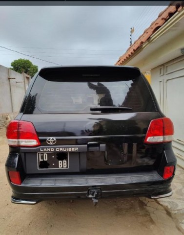 Venda LAND CRUISER V8