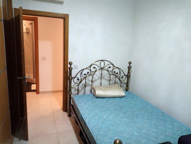 Venda ARRENDA-SE APARTAMENTO T2 - CONDOMÍNIO ROSALINDA