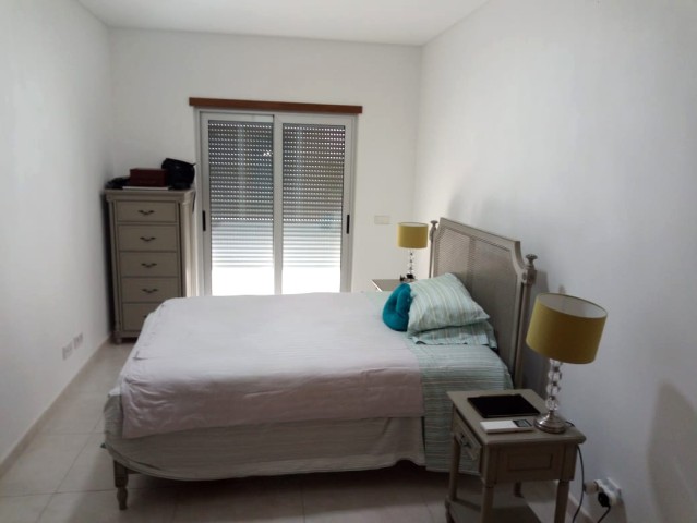 Venda ARRENDA-SE APARTAMENTO T2 - CONDOMÍNIO ROSALINDA