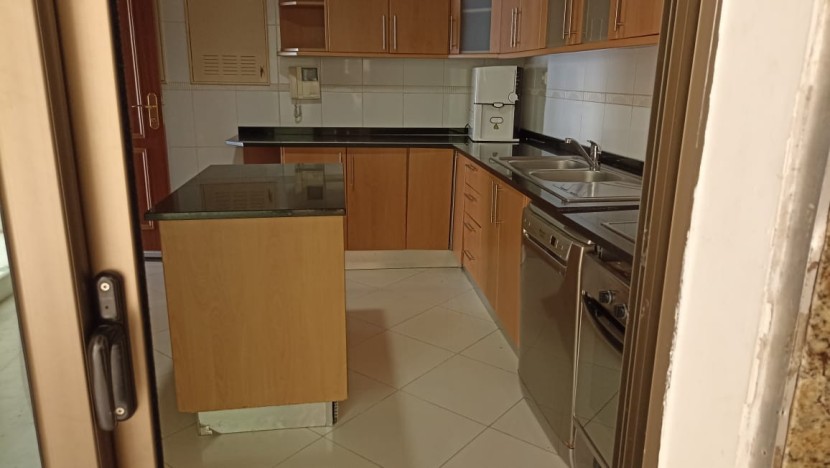 Venda ARRENDAMENTO ARRENDA-SE VIVENDA V3 DUPLEX, NO CONDOMÍNIO LUAR DE TALATONA