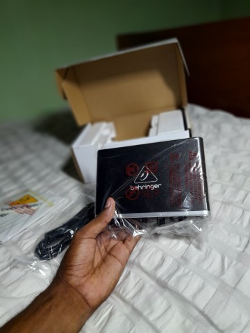 Venda Interface de Audio Behringer U-PHORIA UMC-22