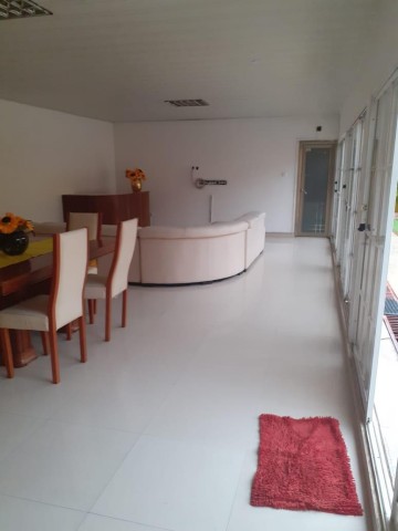 Venda Arrendar 2 Super Vivendas T.4/5 no camama