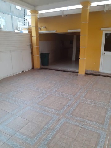 Venda Arrendar 2 Super Vivendas T.4/5 no camama