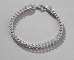 A venda PULSEIRA DE AÇO ELEGANTE