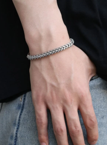 Venda PULSEIRA DE AÇO ELEGANTE