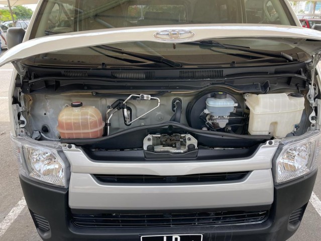 Venda Toyota HIACE QUADRADINHO