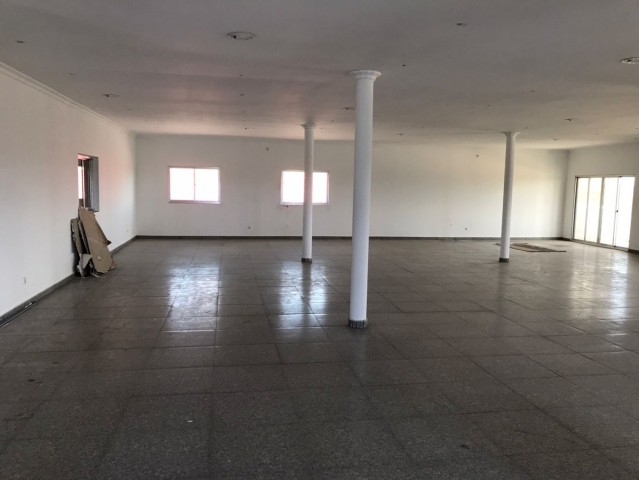 Venda ARRENDA ESTABELECIMENTO COMERCIAL ENTRADA DO KERO KILAMBA