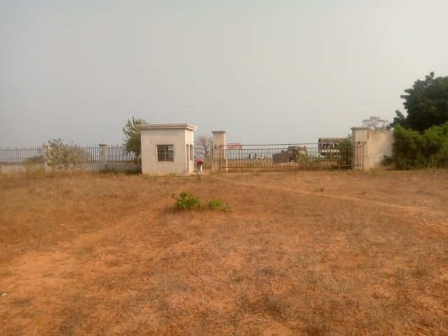Venda Terreno 3 hectares na estrada n.100 Benfica /Ramiros