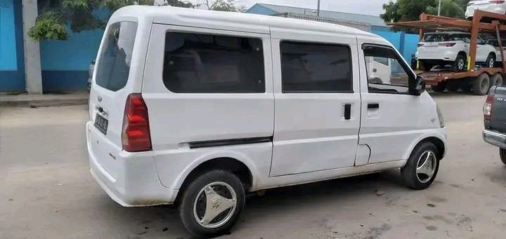 Venda CHEVROLET N300 carro pra negócios